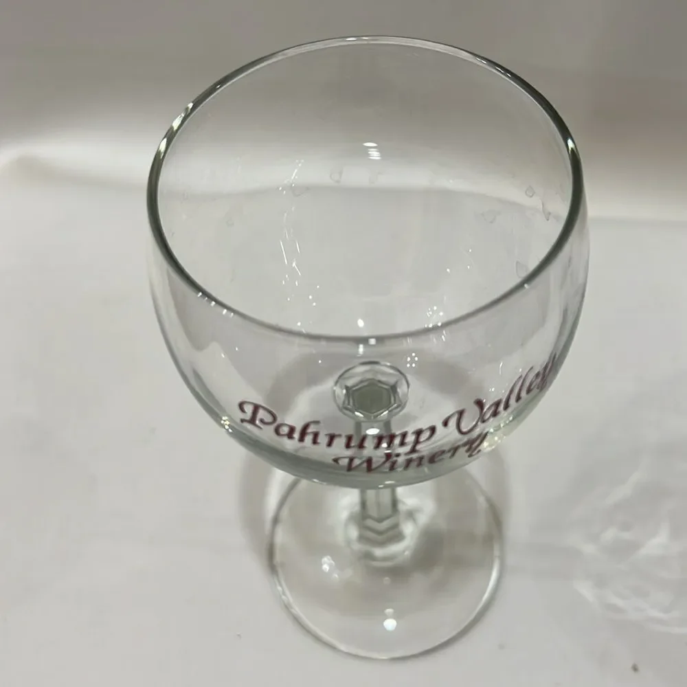 Pahrump Valley Winery Clear Wine Bar Glass 8 Oz 6 1/4 In Tall 2 3/4 In Round